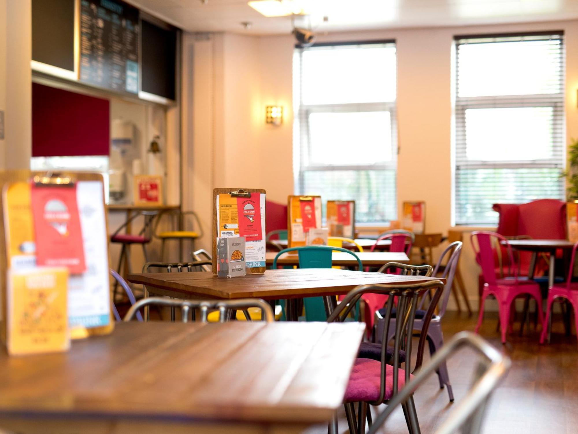 Yha Thameside * Londra